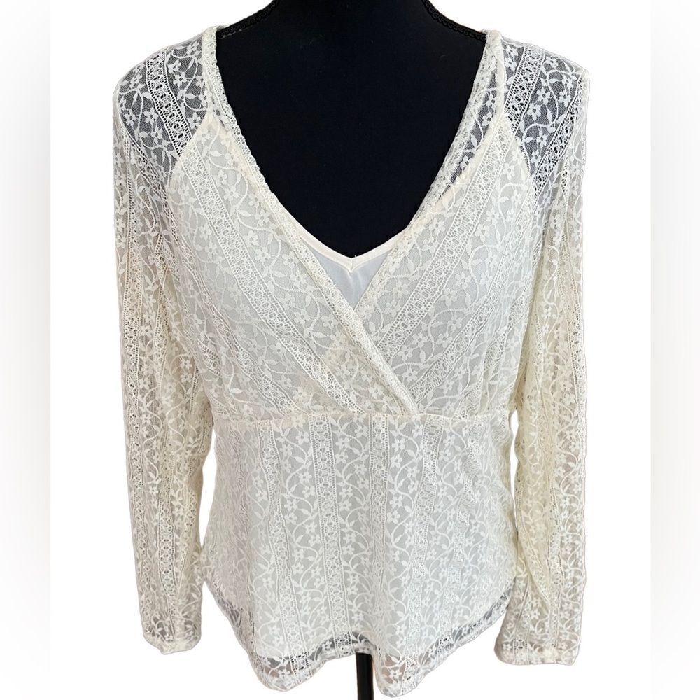 Pantology ivory floral lace Surplice long sleeve top w/ ivory tank under size L